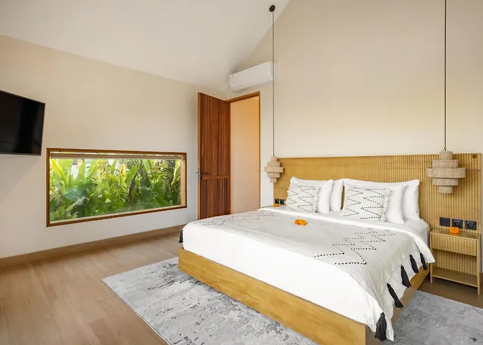 Lexington Palace - 6br Ungasan Villa *