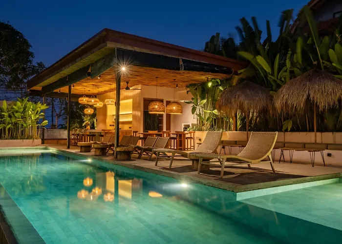 Lexington Palace - 6br Ungasan Villa *